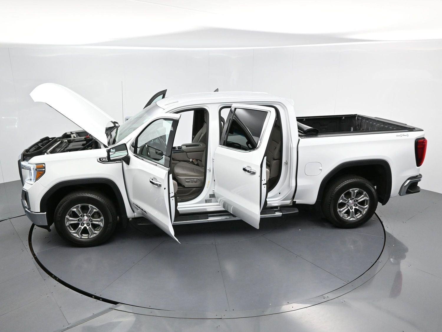Used 2022 Summit White GMC SLT image 40