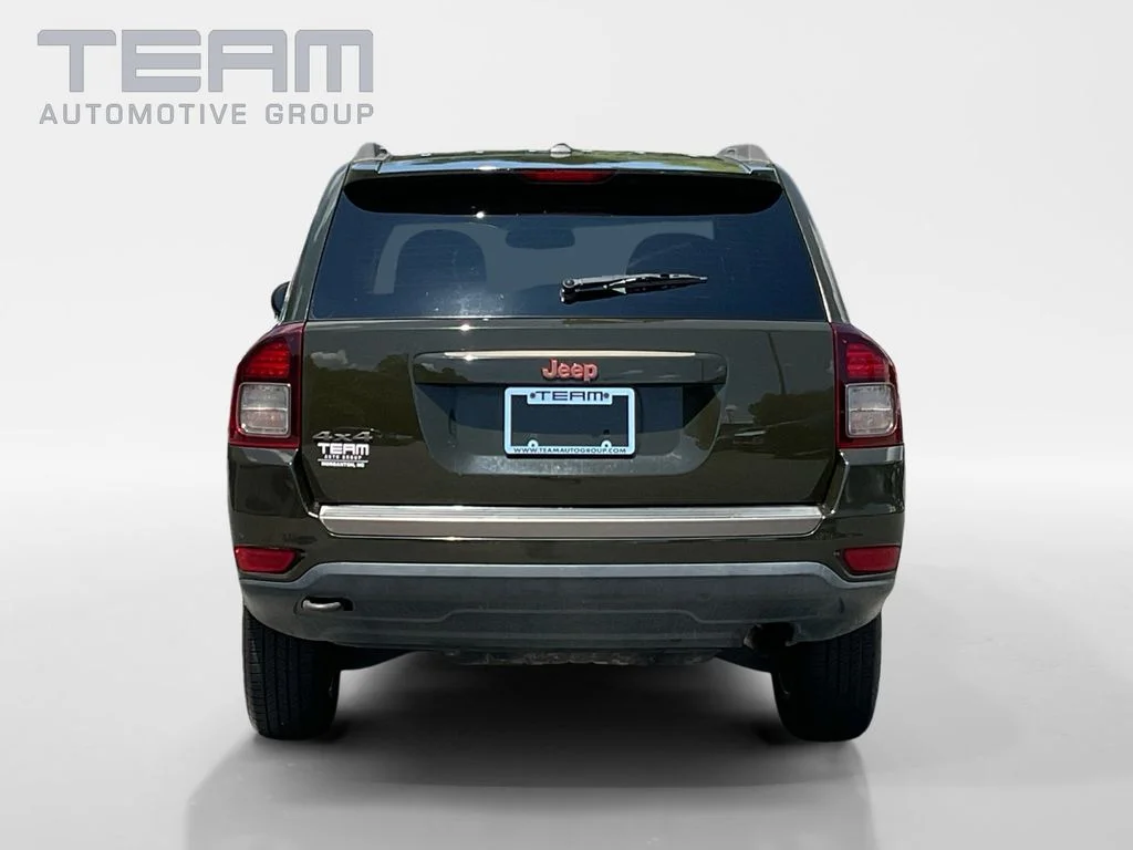 Used 2016 Green Jeep Sport image 6