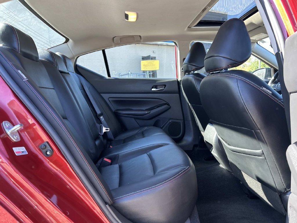 Used 2023 Red Nissan 2.5 SR image 16