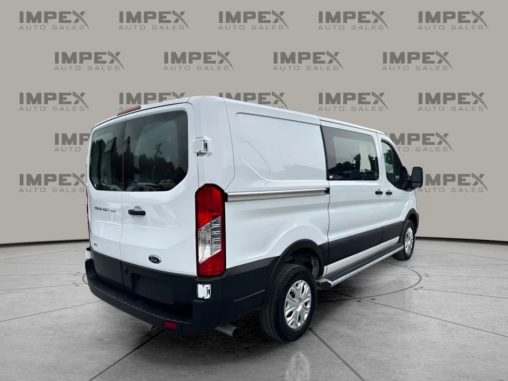 Used 2025 White Ford Base image 3