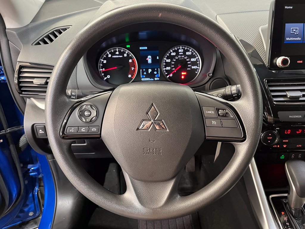Used 2022 Octane Blue Metallic Mitsubishi ES image 20