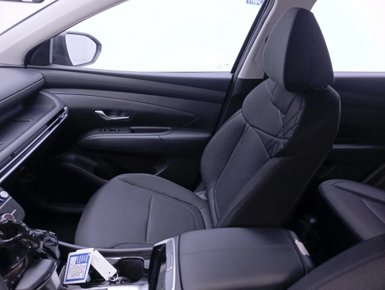 New 2026 White Pearl Tricoat Hyundai SE image 29