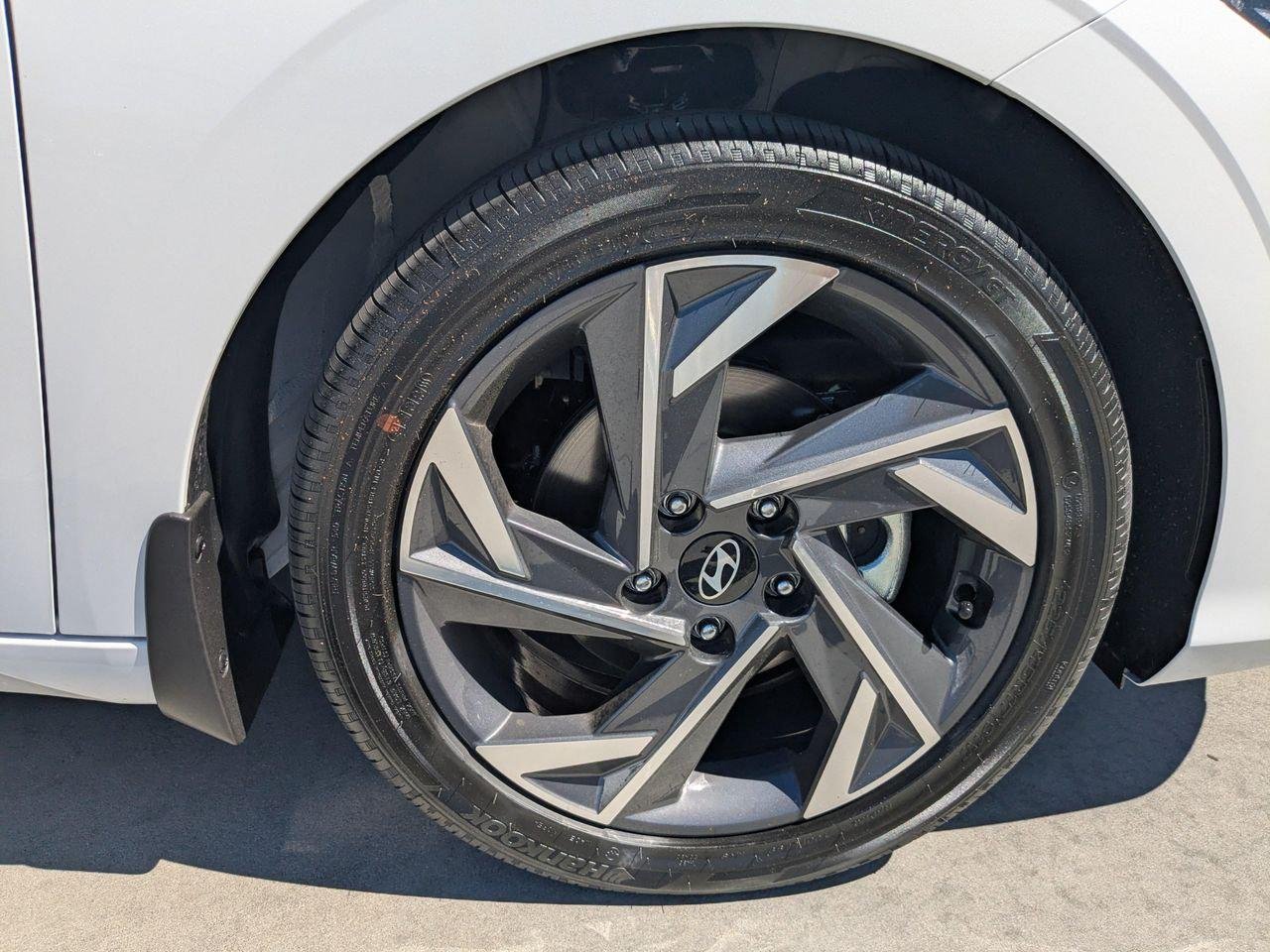 New 2025 Serenity White Hyundai SEL Convenience image 62