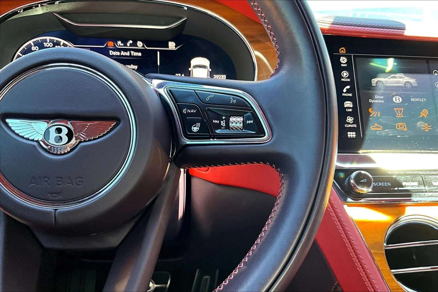 2021 Bentley Continental GT Mulliner - Photo 18