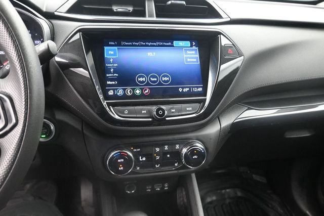 Used 2021 Black Metallic Chevrolet LT image 12