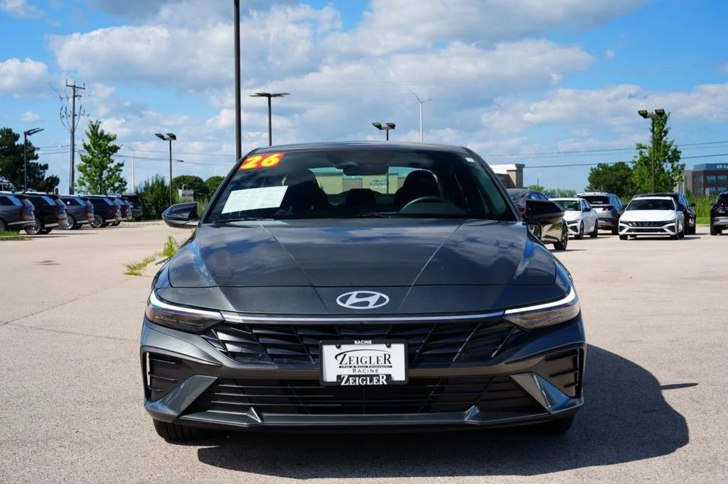 Used 2026 Gray Hyundai SEL Sport image 2