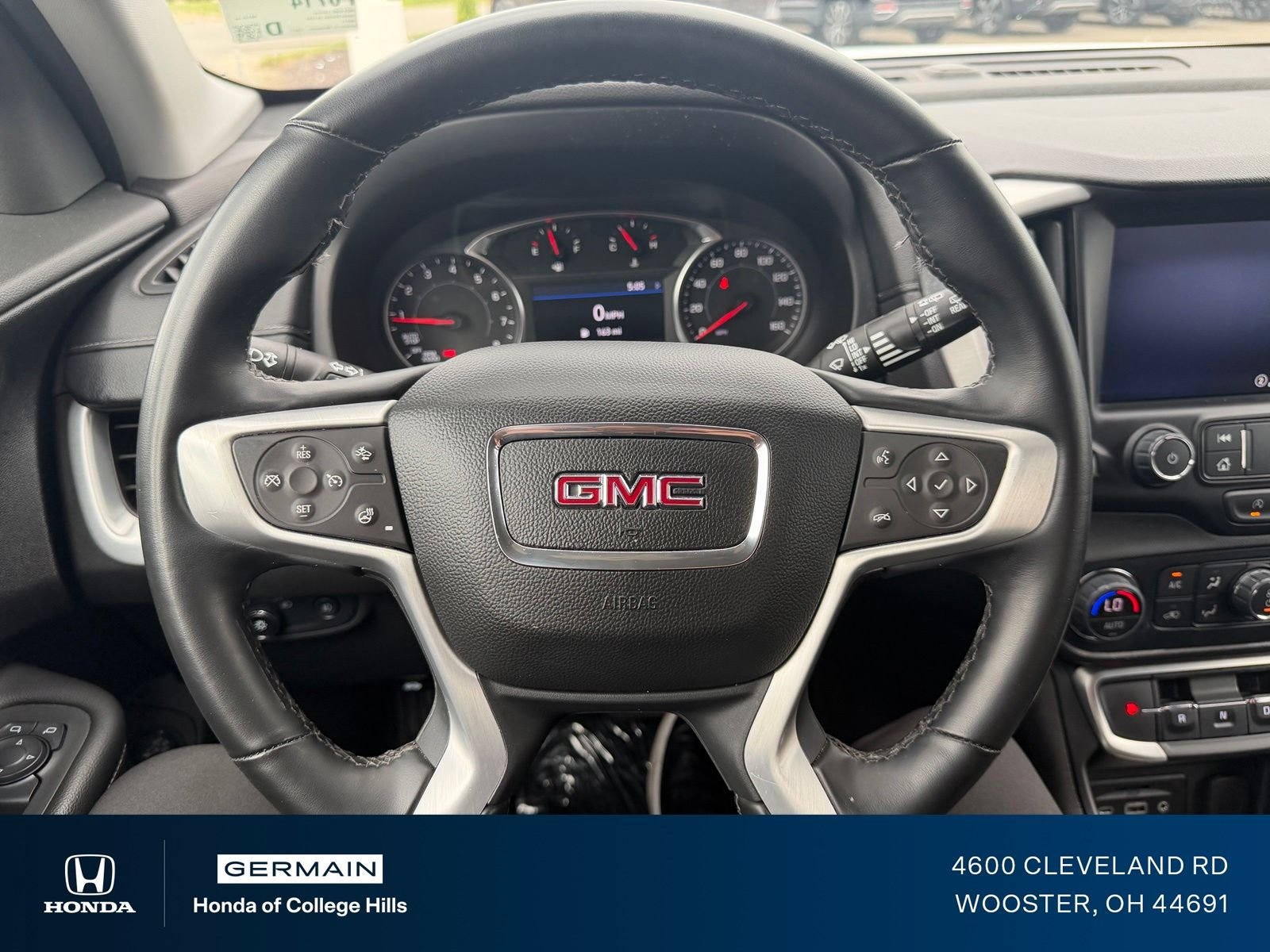 Used 2024 Summit White GMC SLT image 18