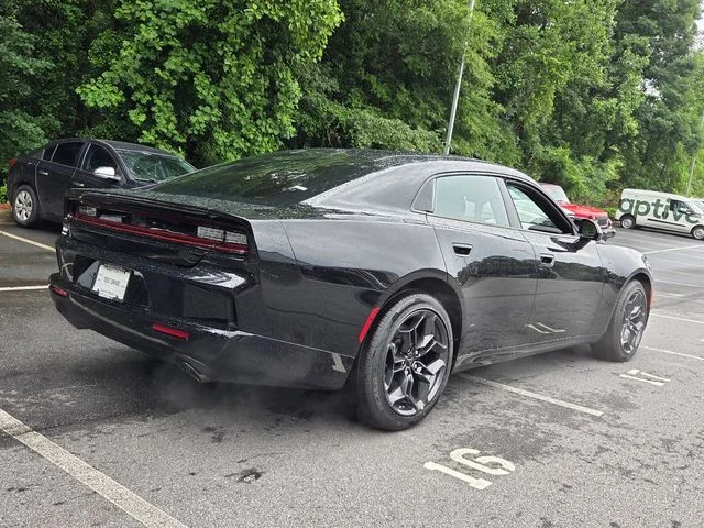 New 2026 Diamond Black Crystal Pearlcoat Dodge R/T image 9