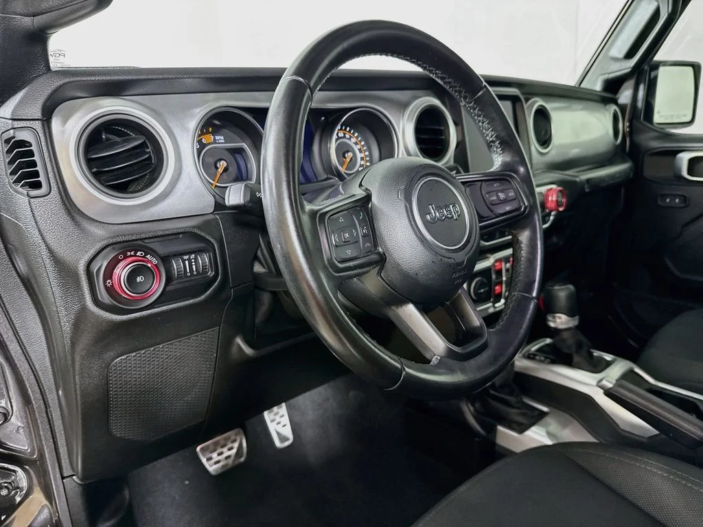 Used 2021 Gray Jeep Unlimited Willys image 9