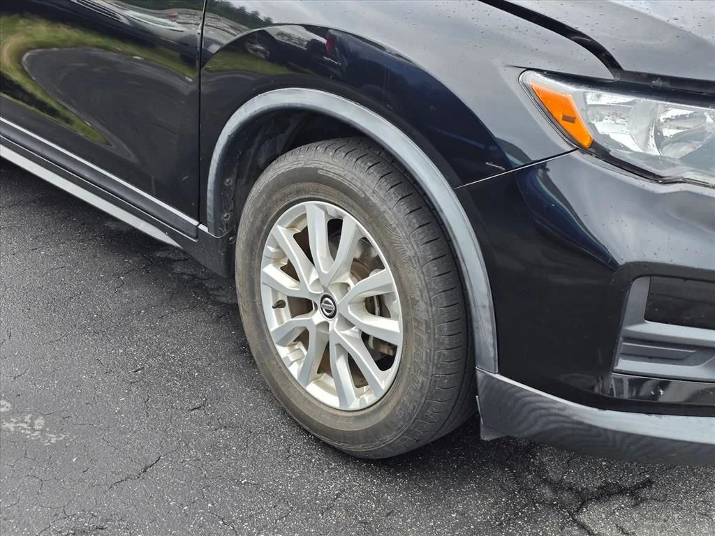 Used 2019 Black Nissan SV image 17