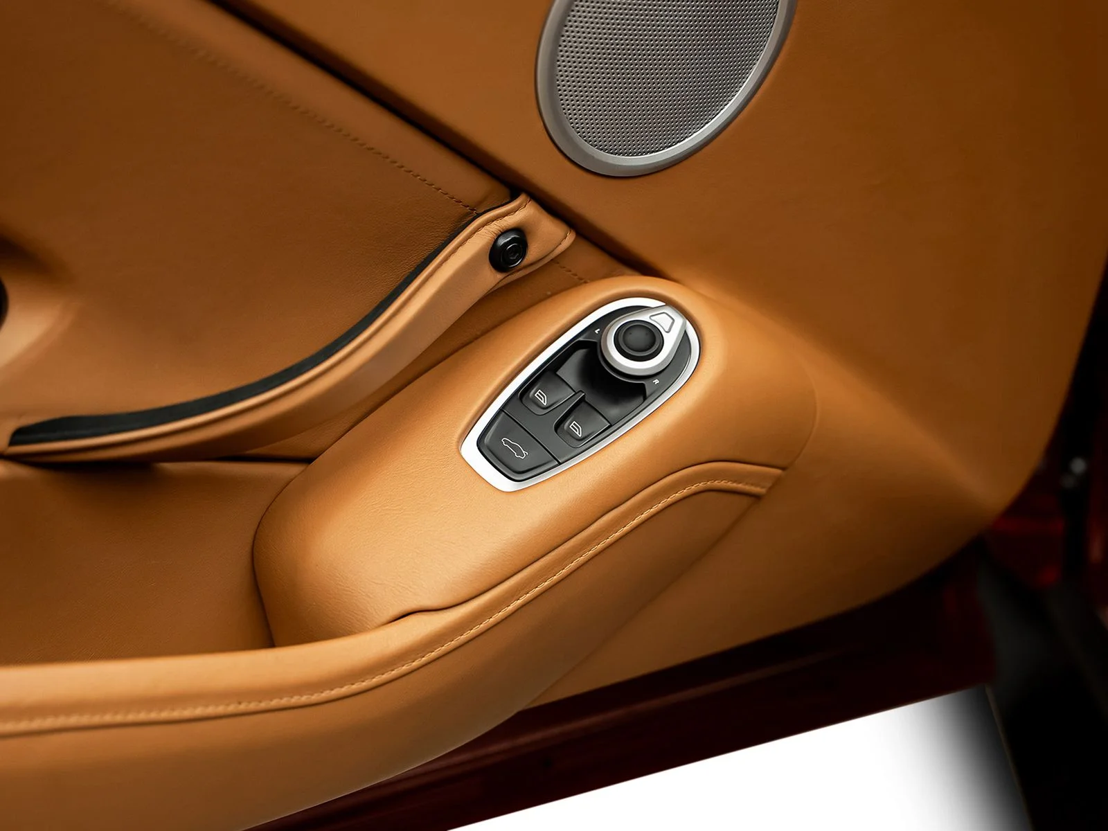 Used 2020 Red Aston Martin Base image 59