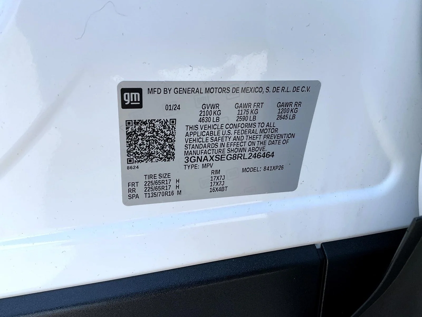 Used 2024 White Chevrolet LS image 25