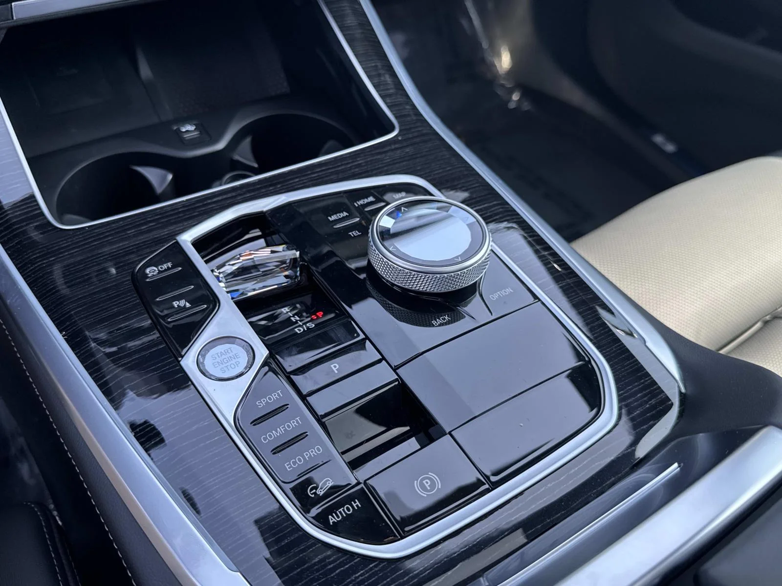 New 2026 Black Sapphire Metallic BMW M60i image 19