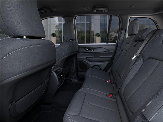 New 2026 Diamond Black Crystal Pearl-Coat Exterior Paint Jeep Laredo 4x4 image 23