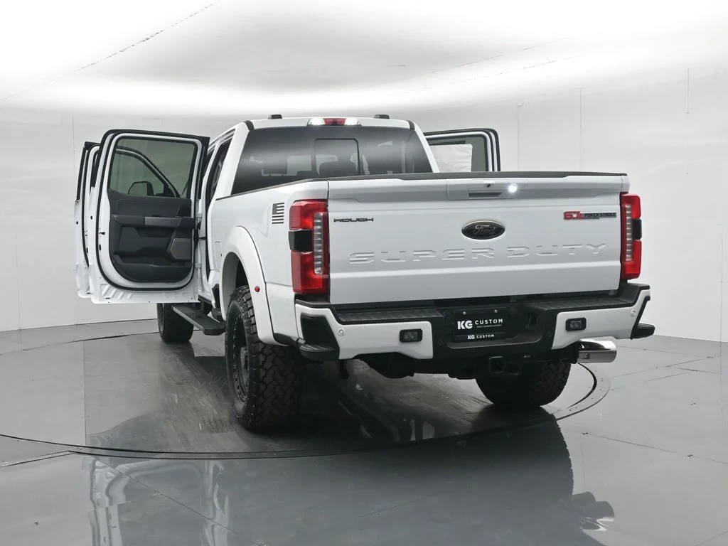 New 2026 Oxford White Ford Lariat image 36