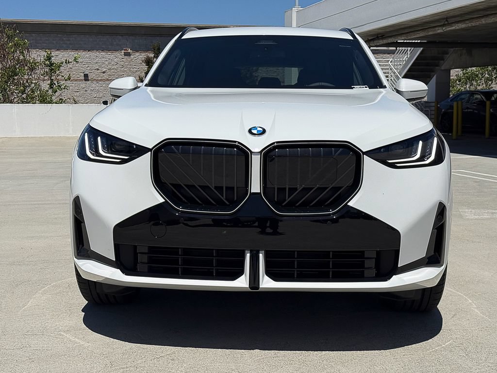 New 2026 Alpine White BMW 30 xDrive image 2