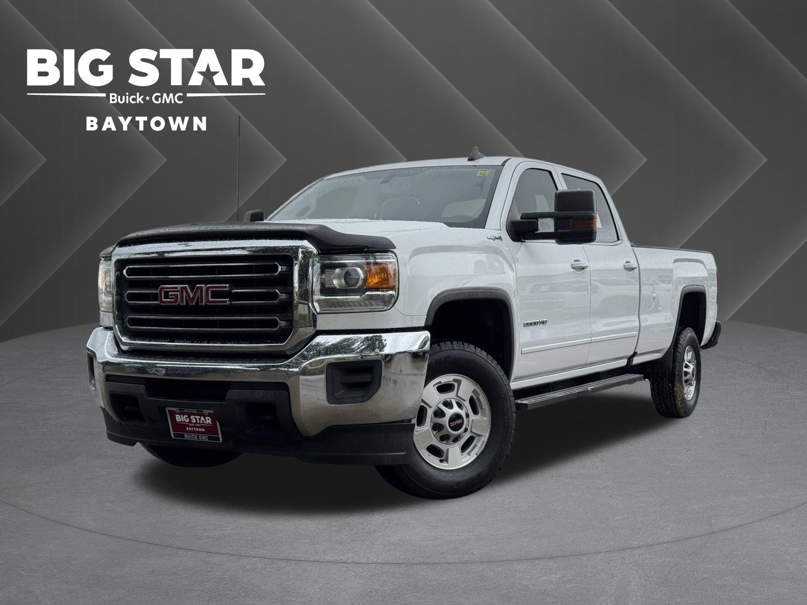 2019 GMC Sierra 4WD Crew Cab Long Box SLE's photo