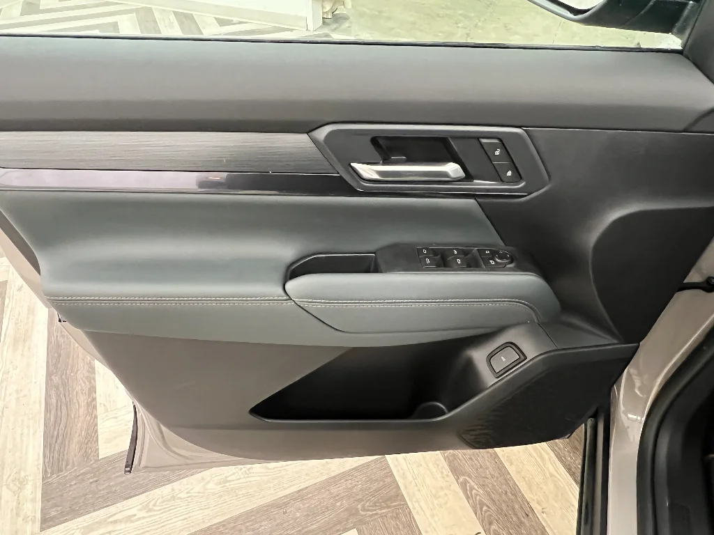 2026 GMC Terrain AT4 - Photo 7