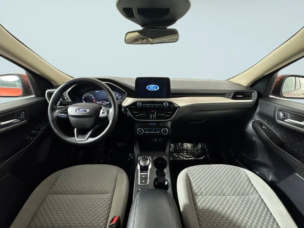 Used 2020 Orange Metallic Ford SE image 7