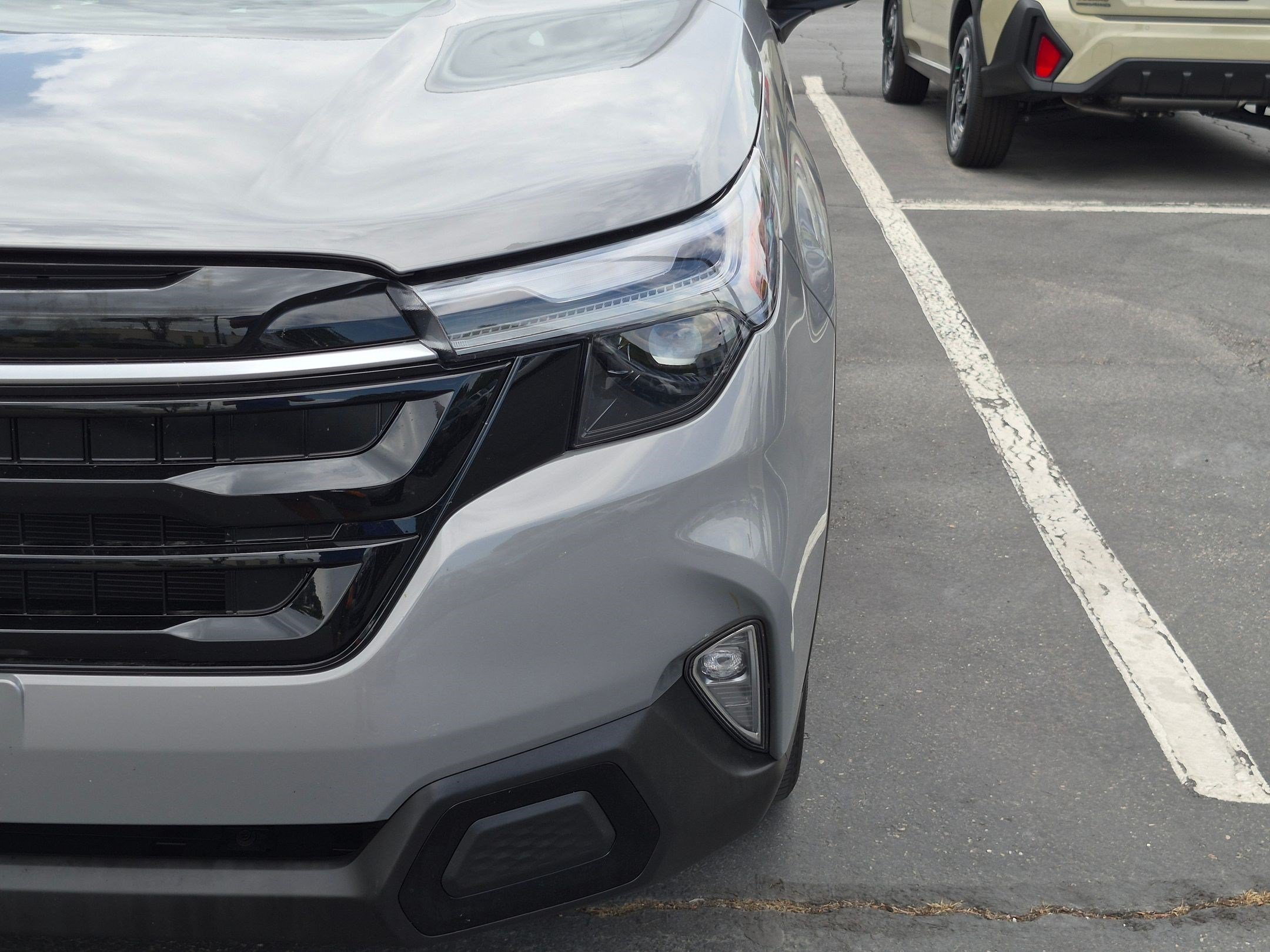 Certified Used 2025 River Rock Pearl Subaru Touring image 10