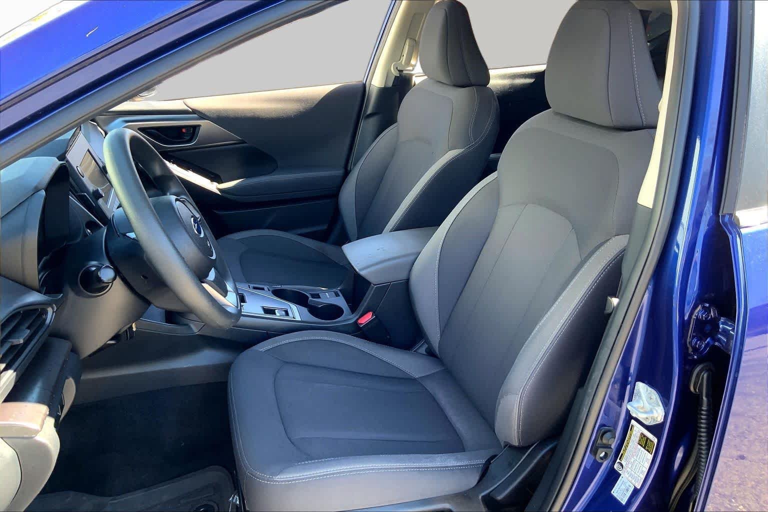 Used 2025 Sapphire Blue Pearl Subaru  image 7