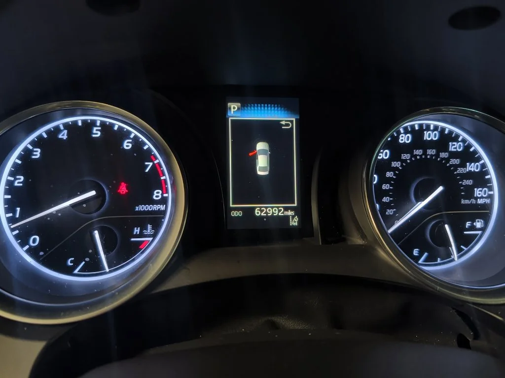 Used 2018 Ruby Flare Pearl Toyota SE image 2