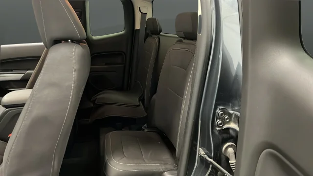 Used 2015 Cyber Gray Metallic Chevrolet LT image 22