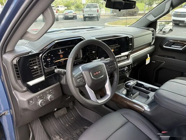 New 2026 Downpour Metallic GMC Elevation image 18