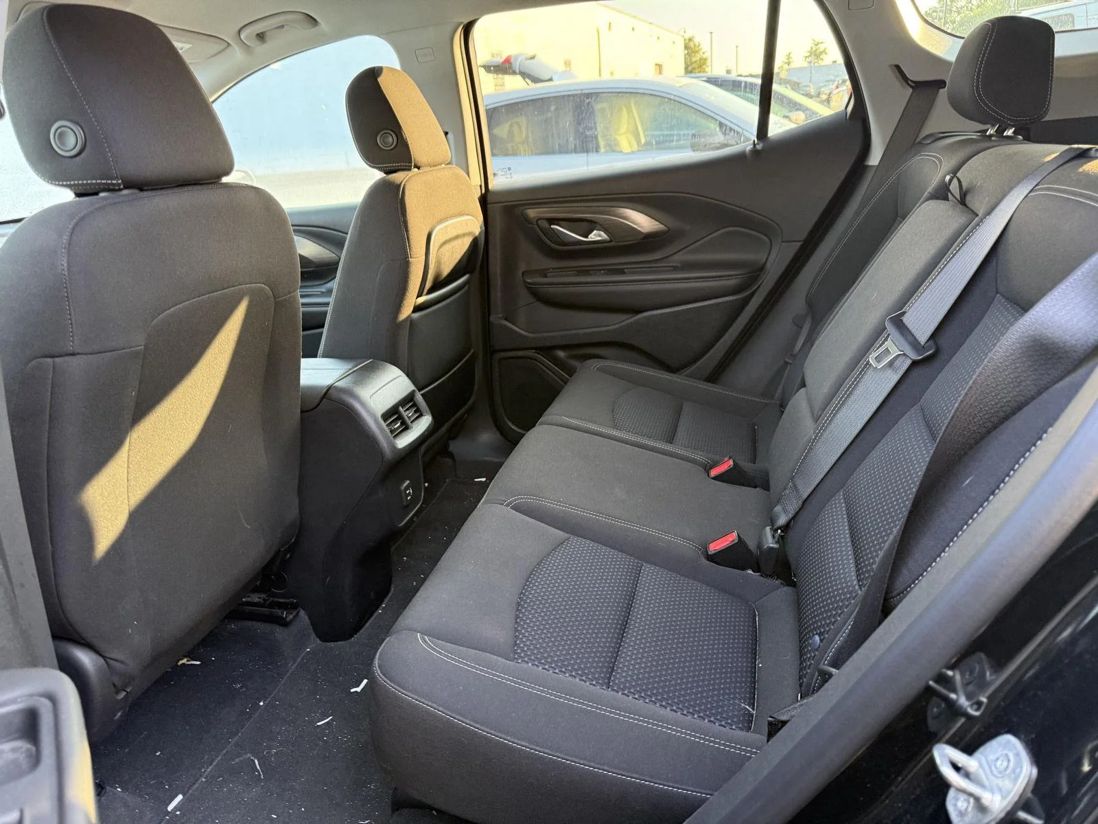 Used 2023 EBONY TWILIGHT METALLIC GMC SLE image 8