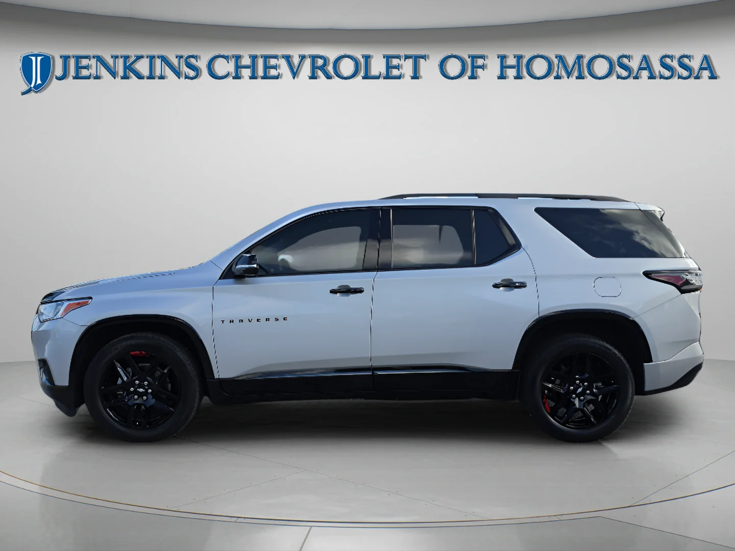 Used 2020 Silver Ice Metallic Chevrolet Premier image 9