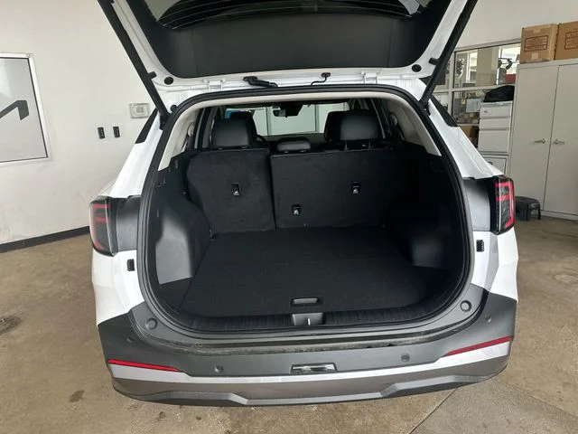 New 2026 Glacial White Pearl Kia EX image 22