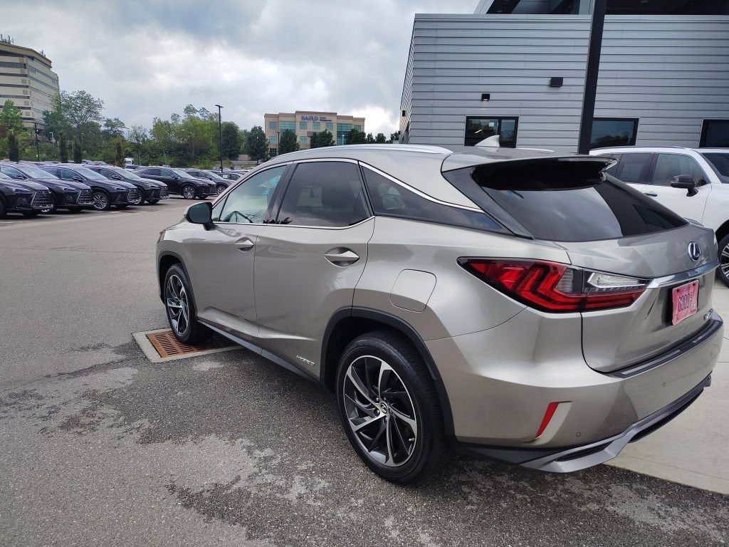 Used 2019 Atomic Silver Lexus 450h image 6