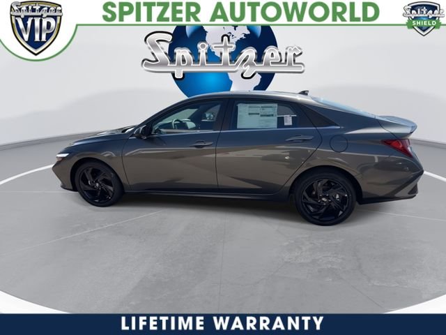 New 2026 Gray Hyundai SEL Sport Premium image 33
