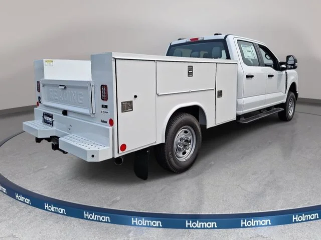 New 2026 Oxford White Ford XL image 4