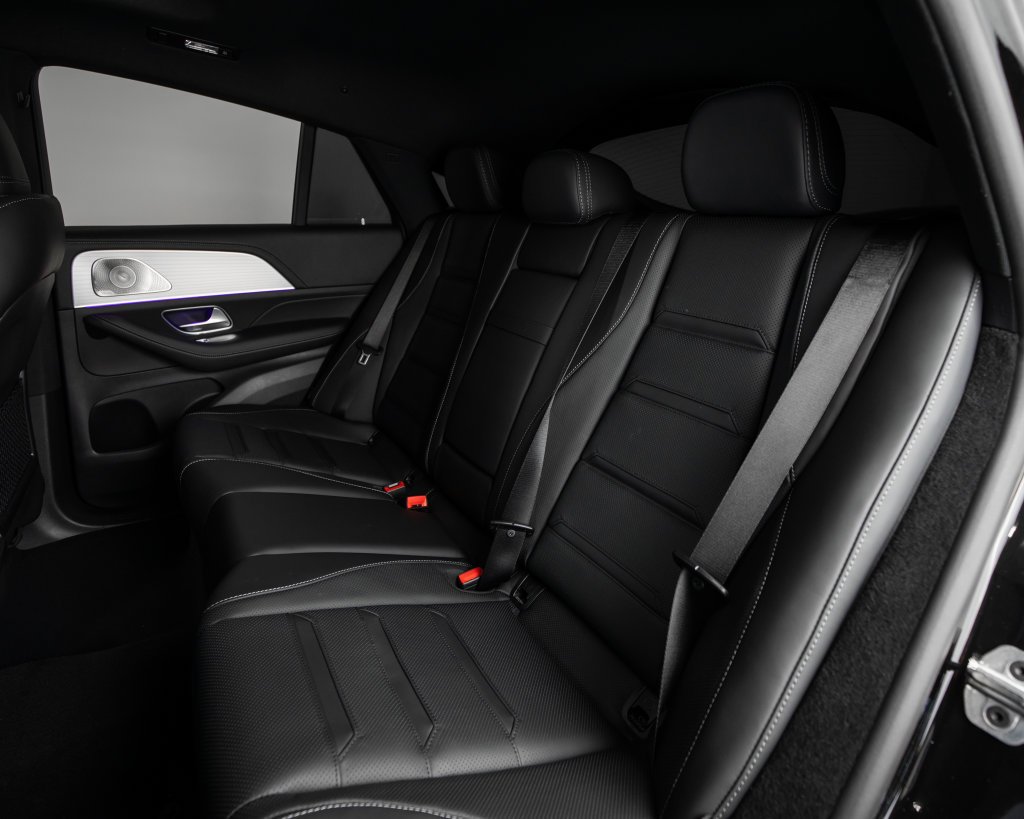 New 2027 Obsidian Black Metallic Mercedes-Benz GLE 53e AMG® image 9