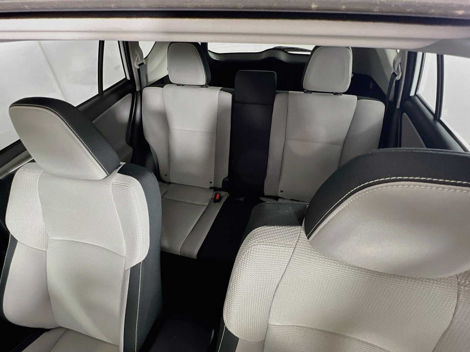 Used 2017 Super White Toyota XLE image 21