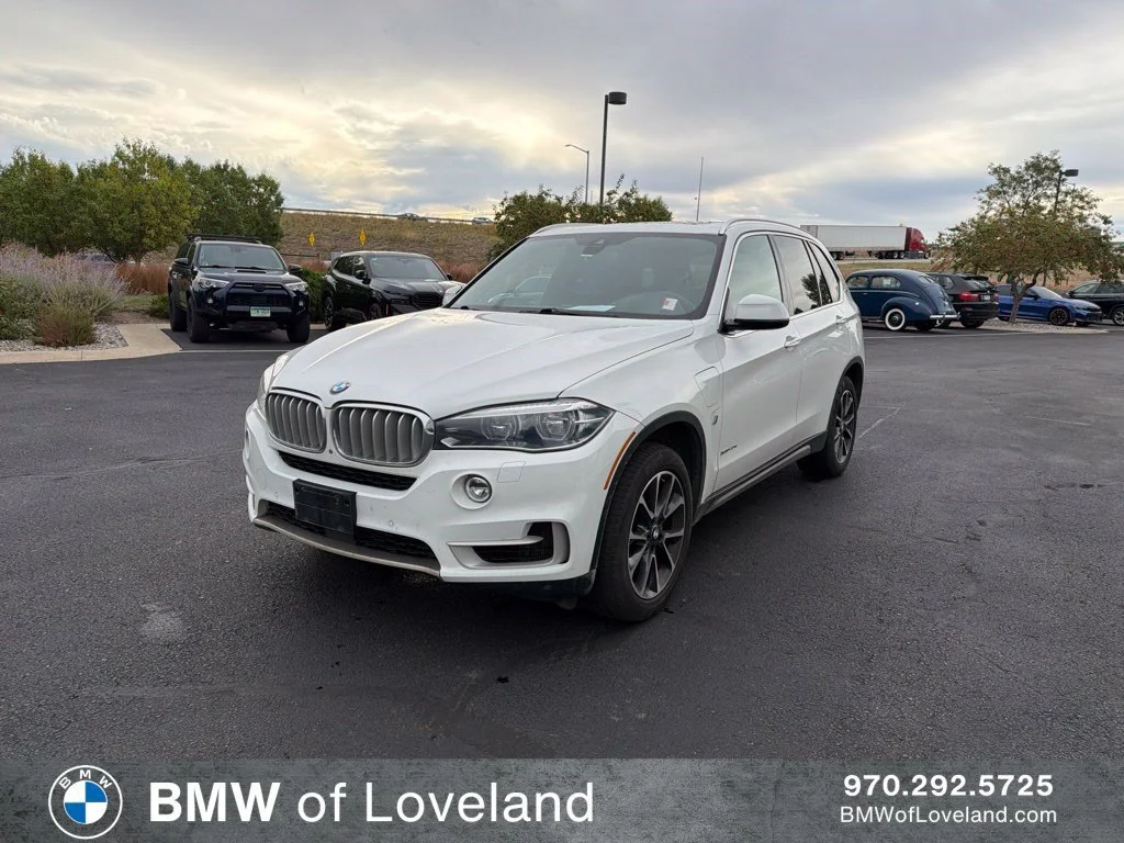 Used 2017 White BMW xDrive40e image 1