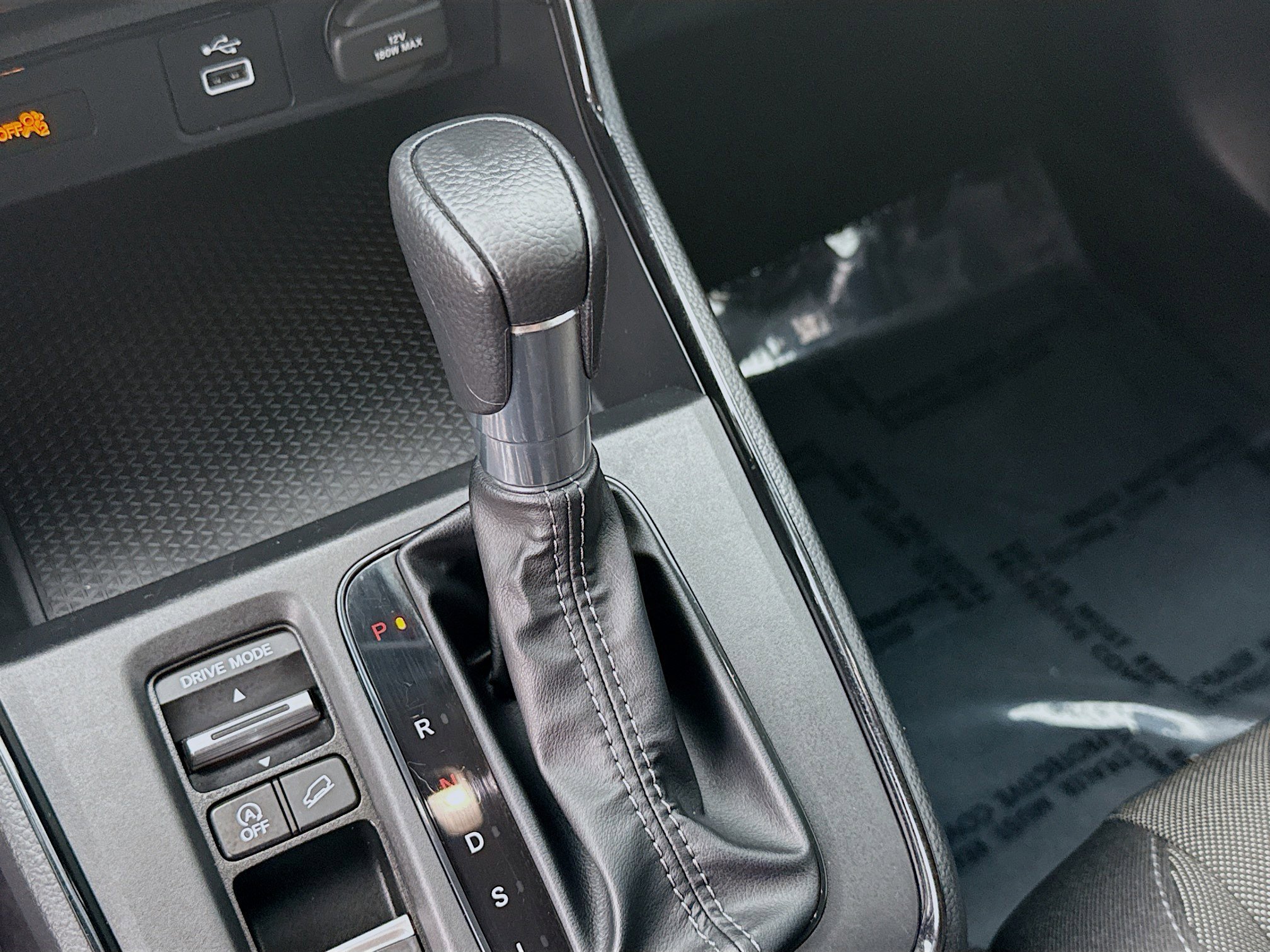 2025 Honda CR-V LX - Photo 15