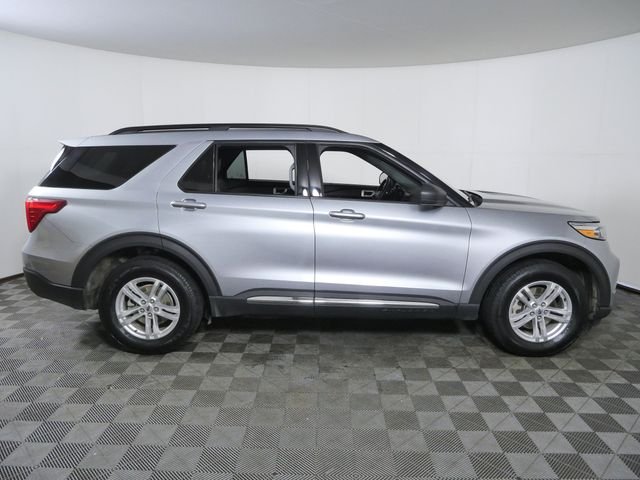 Used 2022 Silver Ford XLT image 8