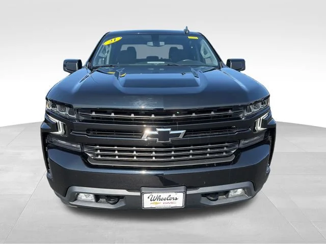 Used 2021 BLACK Chevrolet RST image 10