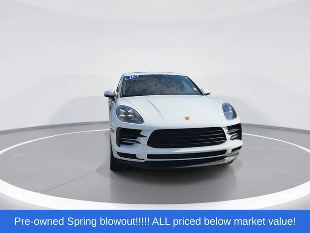 Used 2019 White Porsche SUV image 2