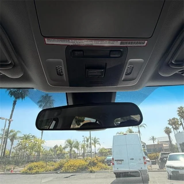 Used 2020 White Toyota LE image 22