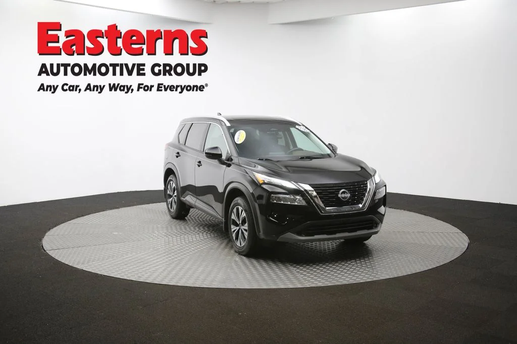 Used 2022 Black Nissan SV image 51
