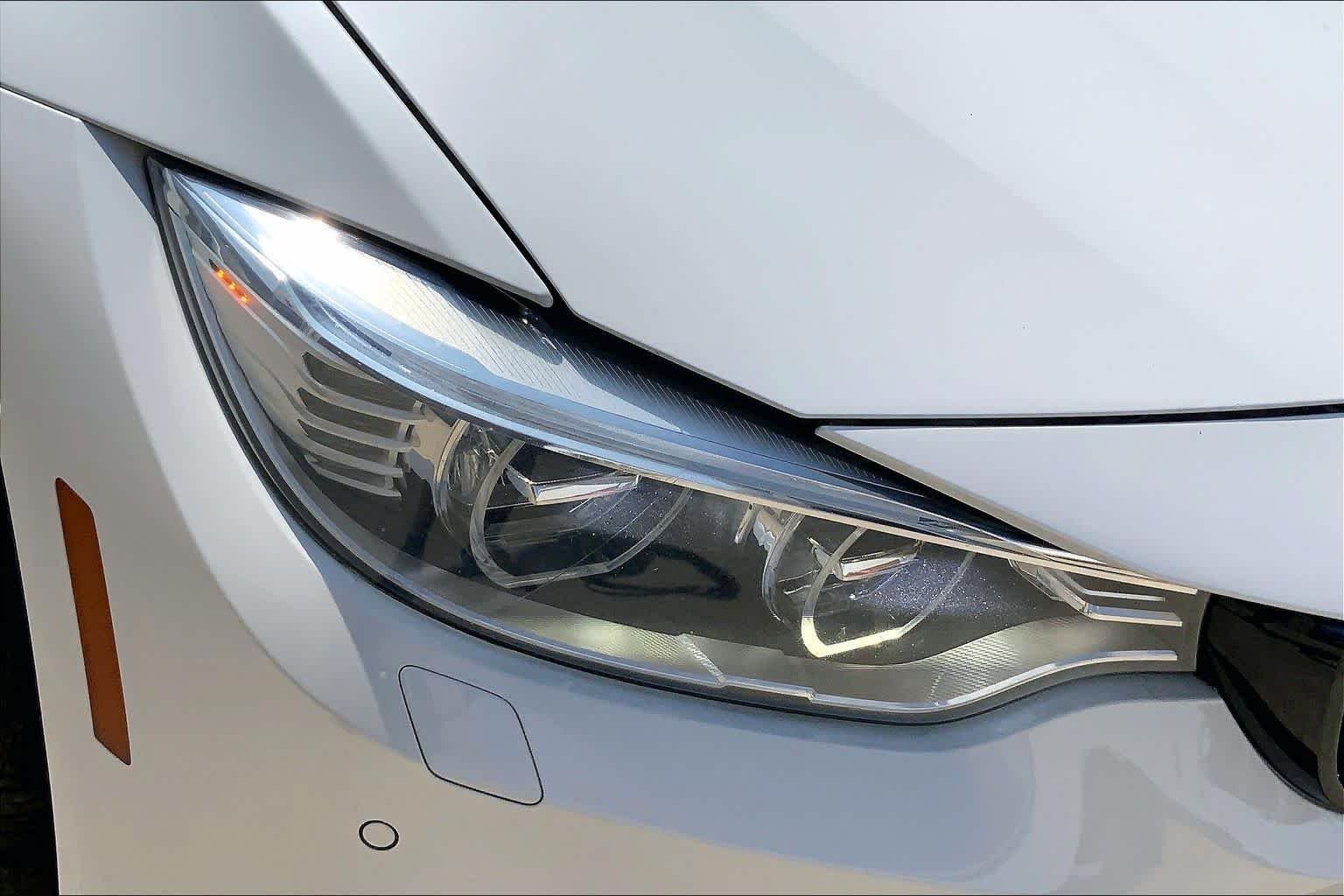 Used 2015 Mineral White Metallic BMW  image 25