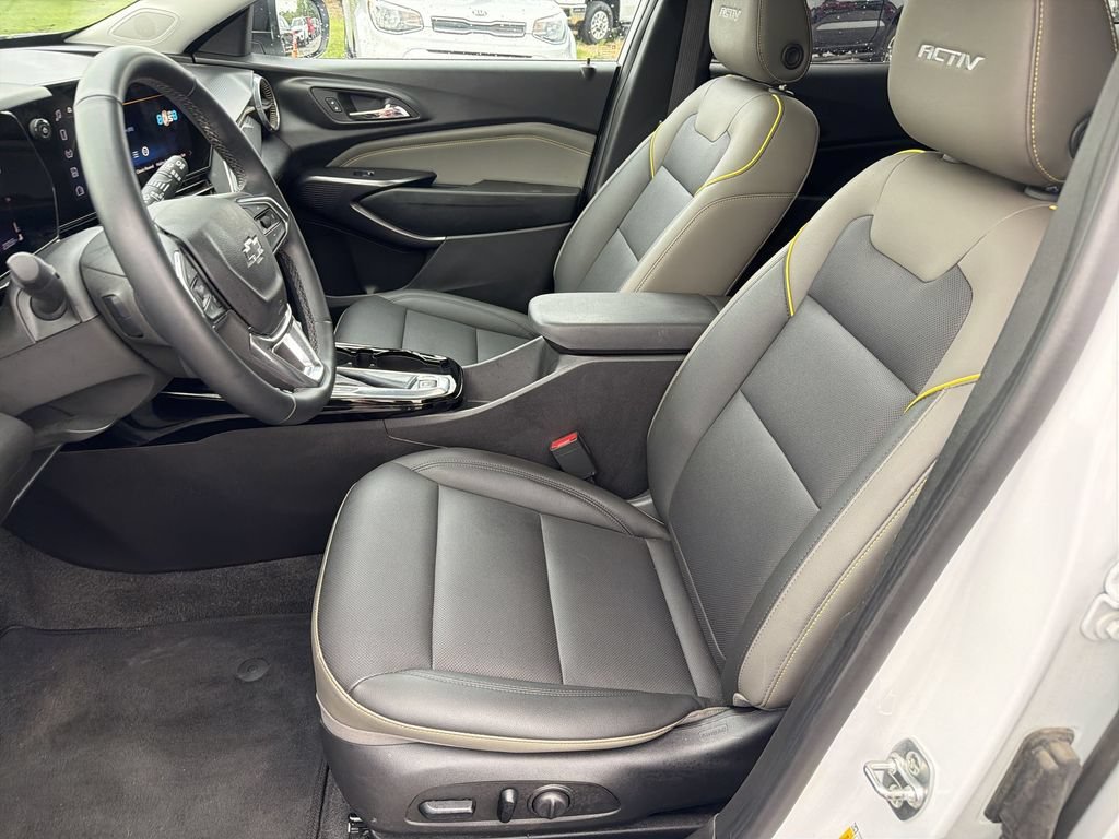 2025 Chevrolet Trax Activ - Photo 18