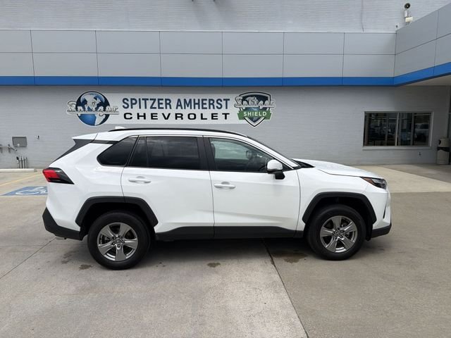 Used 2025 White Toyota XLE image 11