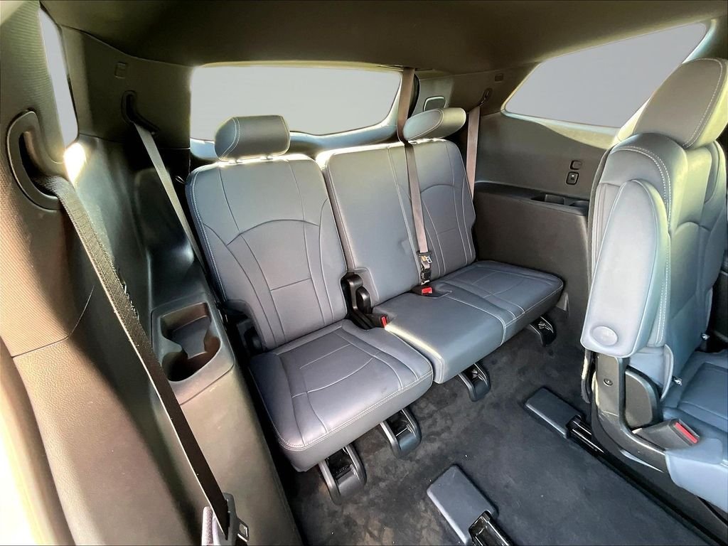 Used 2024 Gray Buick Premium Group image 28
