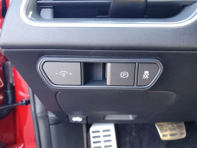 New 2025 Currant Red Kia GT-Line Turbo image 10