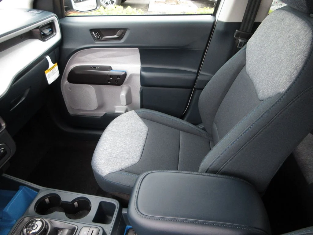 New 2026 Oxford White Ford XLT image 23
