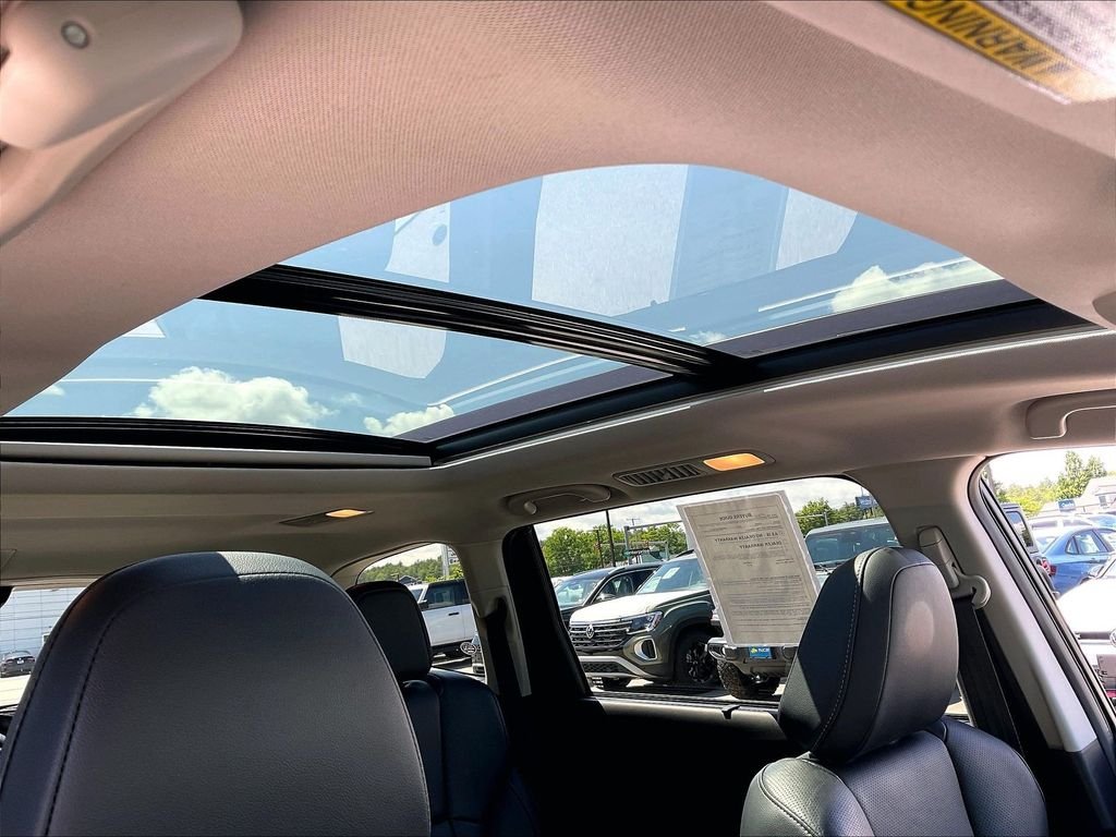 Used 2024 Dark Mahogany Pearl Subaru Touring image 22
